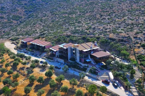 Kallisti Apartment