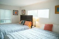 The Mockingbird Crew House - 3 Bedroom, 2 Bath Home in North Fondren