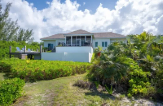 蔚藍三居室度假屋