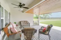 Beautiful Georgia Farmhouse Rental w/ Patio