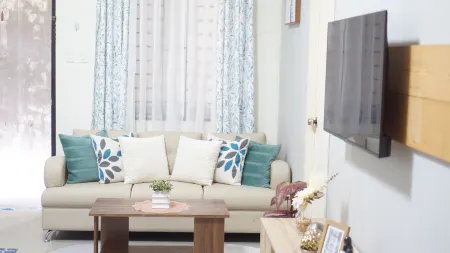Your Home in Tagum City - Perfect for Families Отели в г. Тагум Сити
