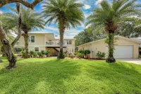 St Augustine Apt w/ Hot Tub Access ~ 1 Mi to Beach - Apartments