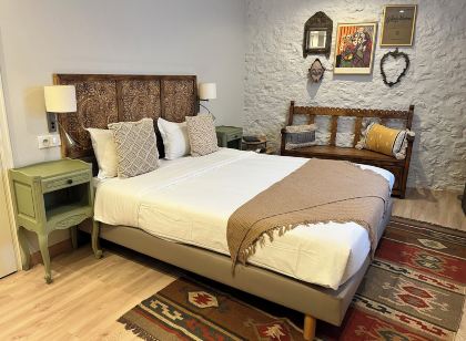 Irin Hotel