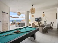 Three-Bedroom Penthouse Apartment - Apartments