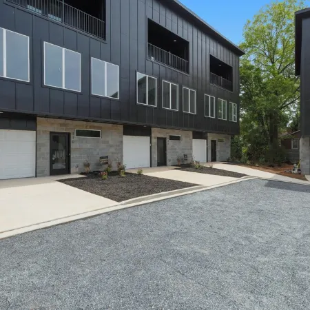 Gorgeous Clemson & Greenville Area Retreat 2Br 2.5 Bat/ Silos / Doodle Trail