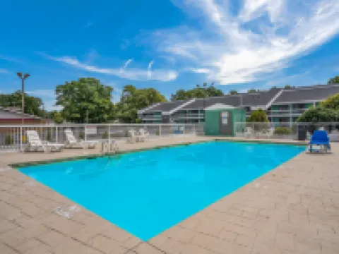 Quality Inn Greenville Near University Hotels in Pitt County