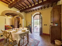 Villa in Cortona with Private Pool
