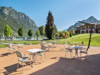 Apartment by Lake Idro with Mountain Views Hotels in Idro
