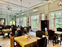 Umaid Palace - Luxury Resort Near Jaipur Close to Bhangarh & Chand Baori Stepwell Abhaneri - Breakfast