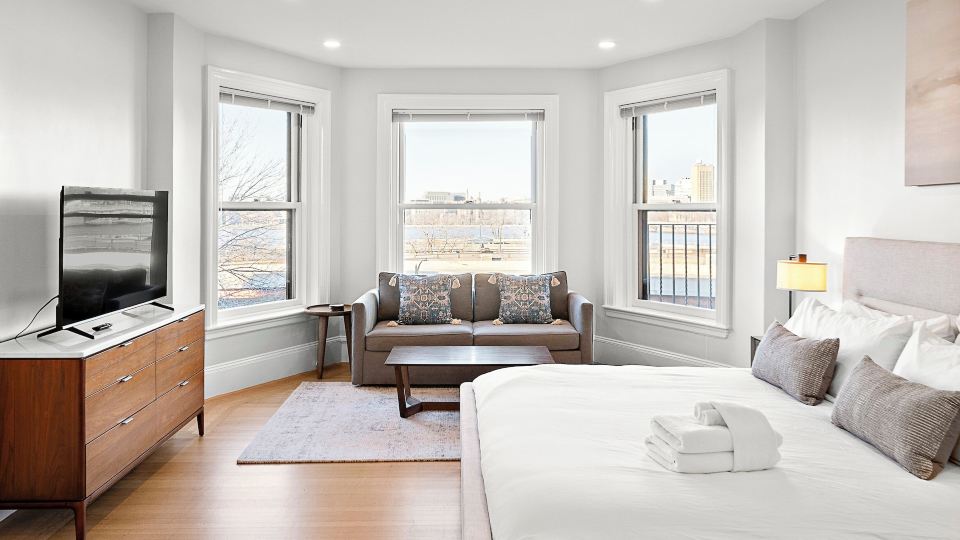 Charlesgate Suites