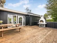 "Soeren" - 300m from the sea