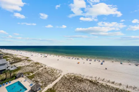 Seacrest 904 by Vacation Homes Collection Отели рядом с достопримечательностью «W Beach Blvd»