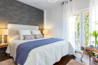 Genteel Home Casa San Nicolas - مسبح خاص