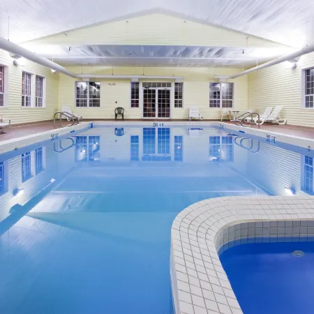 Holiday Inn Express ST. IGNACE-LAKE FRONT by IHG