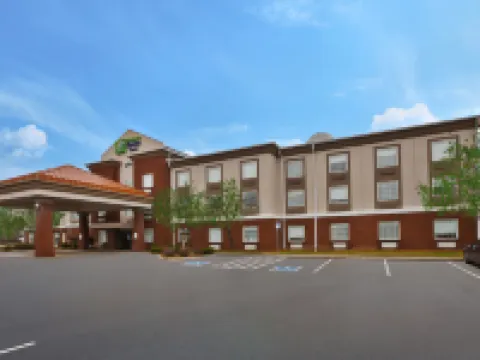 Holiday Inn Express & Suites MANCHESTER-CONF CTR(TULLAHOMA) by IHG Hotels in Coffee County