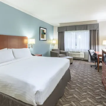 Holiday Inn Express & Suites LAKE CHARLES by IHG Hotels near North Beach