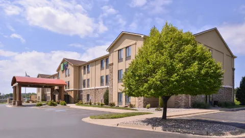Holiday Inn Express & Suites TOPEKA WEST I-70 WANAMAKER by IHG in Topeka