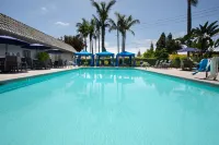 Crowne Plaza COSTA MESA ORANGE COUNTY by IHG - Pools