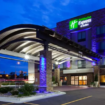 Holiday Inn Express & Suites ROCHESTER – MAYO CLINIC AREA by IHG