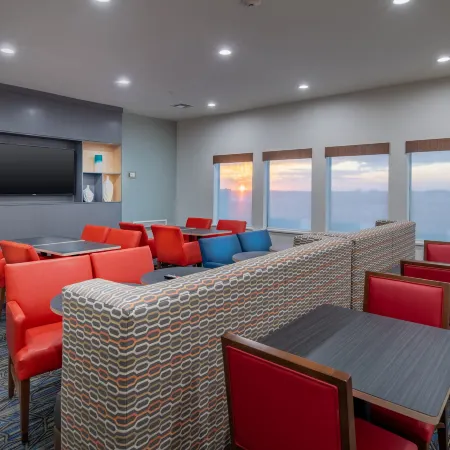 Holiday Inn Express & Suites N WACO AREA - WEST by IHG