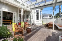 Worldwide Backpackers Отели в г. 