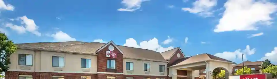 Best Western Plus Louisville Inn  Suites