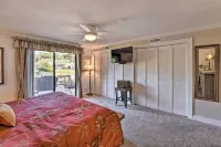 Palmetto Dunes Villa w/ Deck & Lagoon Views! - Villas