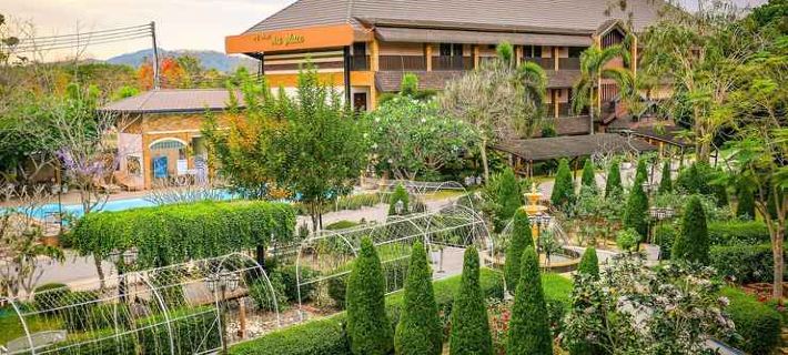 AU Place Hotel Các khách sạn ở Loei