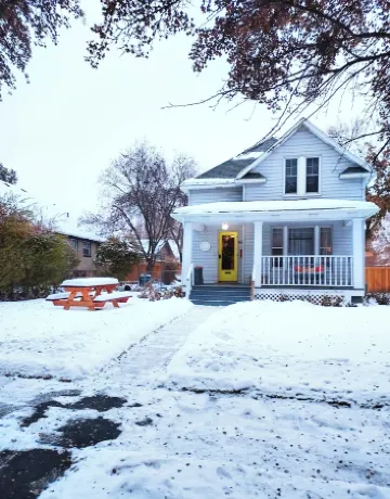Billiken Inn, Private Loft in 2 Story Victorian