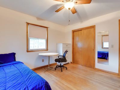 15 Mi to Cochran's Ski Area: Cozy Home w/ Yard!