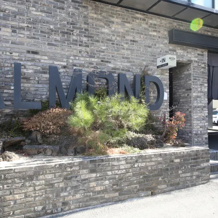 Masan Almond Hotel