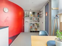 Chic 1-Bed Apartment in the Heart of Newtown - Homestays