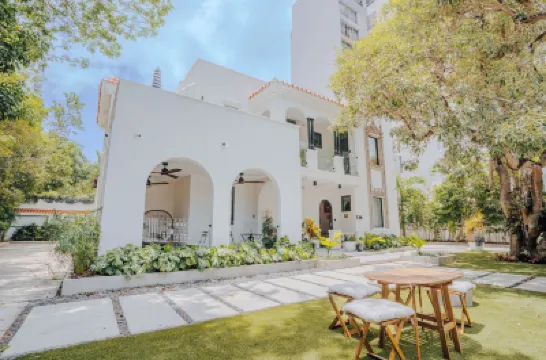 印度花 鄰近Ocean Club Wellness Center的酒店