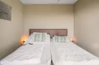 2 Person Apartment With Island View - 4-Star