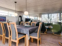 6 person holiday home in Glesborg-By Traum - Kylpyammeita