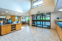 Comfort Inn Hwy 401