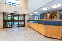 Comfort Inn Hwy 401