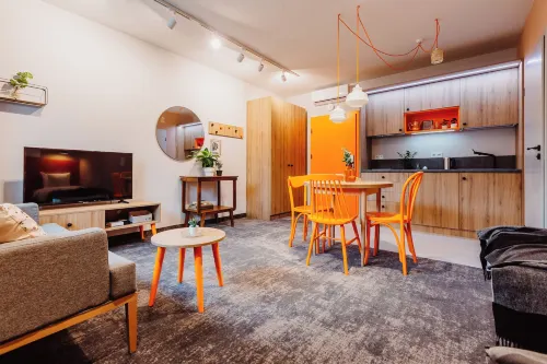 Mosquito Silesia Apartments - Airport Shuttle