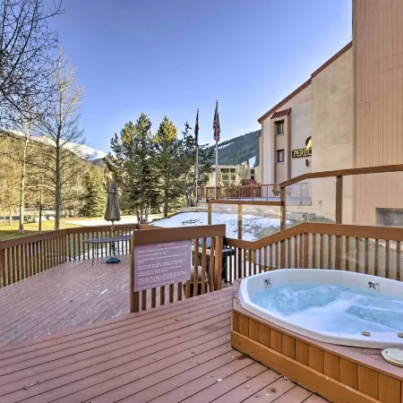 Copper Mountain Condo Near Ski Lift and Golf Course!