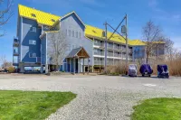 Cozy Middle Bass Island Getaway on Lake Eerie! - Homestays