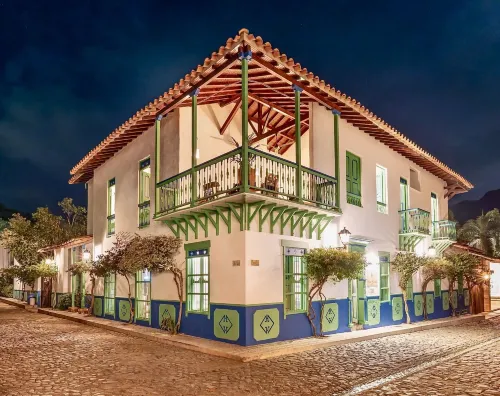 Casa Cedrela Hotel Boutique -Cauca Viejo- Mayores de 14 años