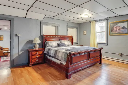 4 Mi to Mauch Chunk Lake: Spacious Apt w/ Bar! -  Ferienwohnungen