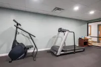 Baymont by Wyndham Louisville Airport South - Phòng Gym