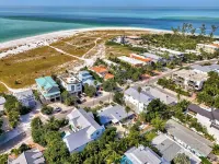 Renovated 2bed / 1bath North End of Anna Maria, 2min walk to the beach