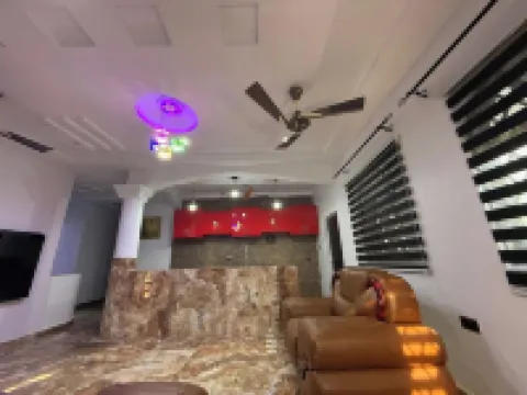 Miky Hillside Lodge Hotéis em Sunyani