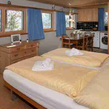 Jungfrau a D Ledi Rooms