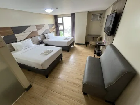 Travelite Hotel Legarda