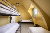 CoolDocks - Hostels