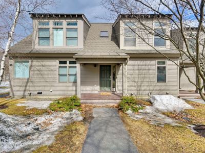 Bright Condo w/ Community Perks: Near Ski Quechee!