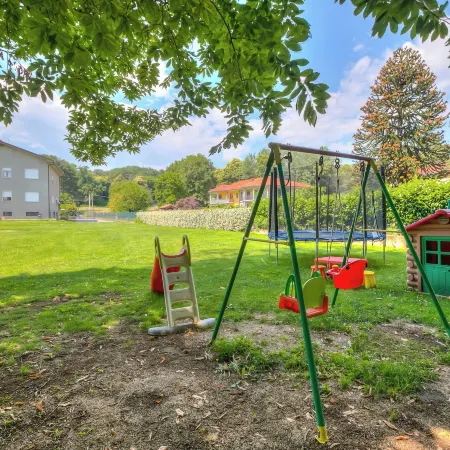 Residenza Il Parco Family Retreat - Happy Rentals Отели в г. Испра
